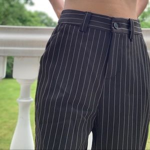 striped pants! 🖤